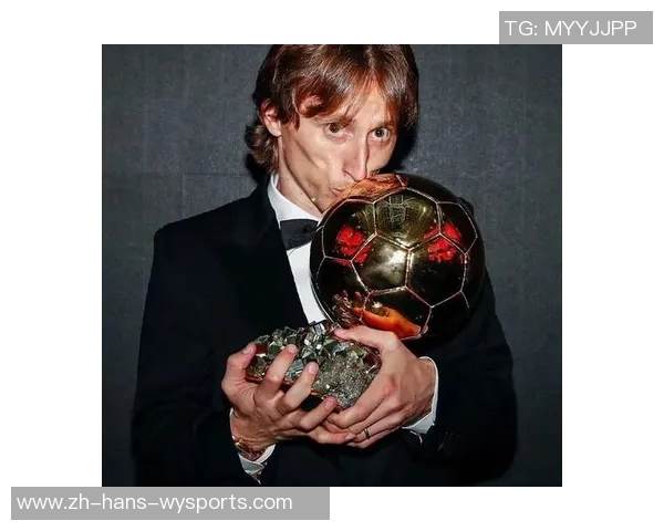 足球22号的传奇旅程:从草根球员到世界舞台的闪耀明星 足球22号的传奇旅程:从草根球员到世界舞台的闪耀明星