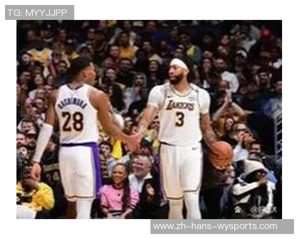 热火与湖人激战正酣谁能在这场巅峰对决中笑到最后